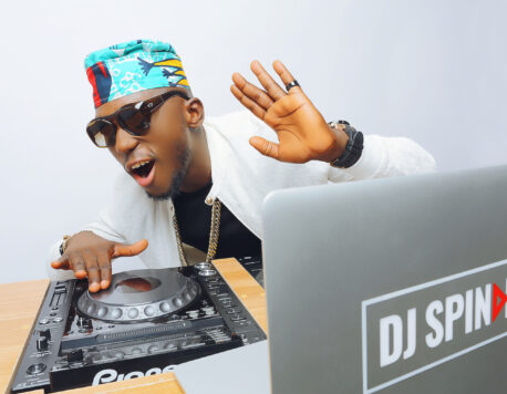 DJ Spinall to grace 6lack’s show