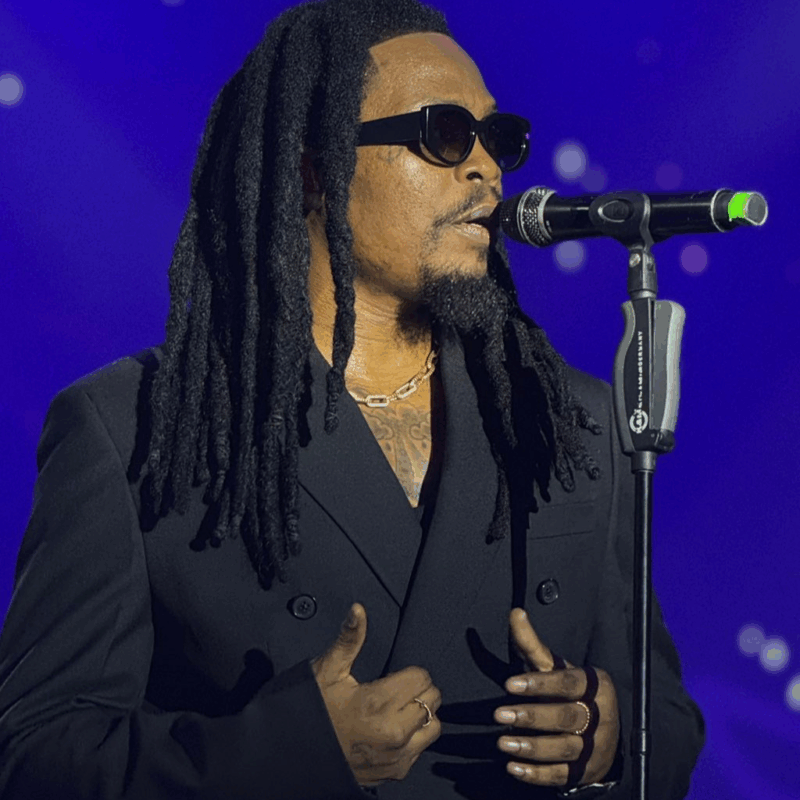 Moment Olamide Pauses Performance to Salute Phyno