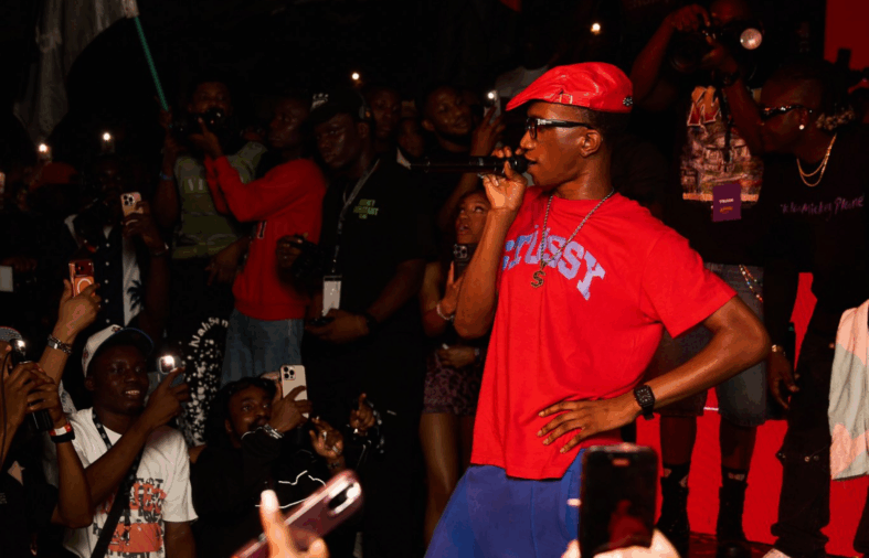 “Worst performance ever” — reactions trail Mavo’s ‘Feel Nice’ live session